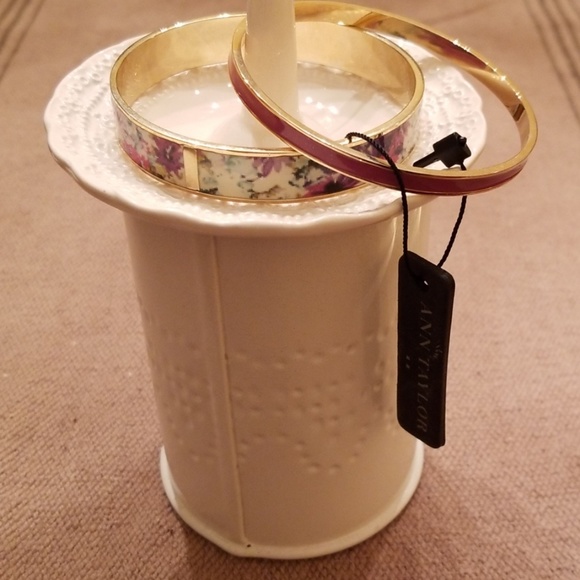 Ann Taylor Jewelry - Ann Taylor bangle set